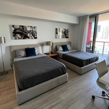 2Bd 2Ba Condo @Beachwalk Resort W/Pool Hallandale Beach Kültér fotó